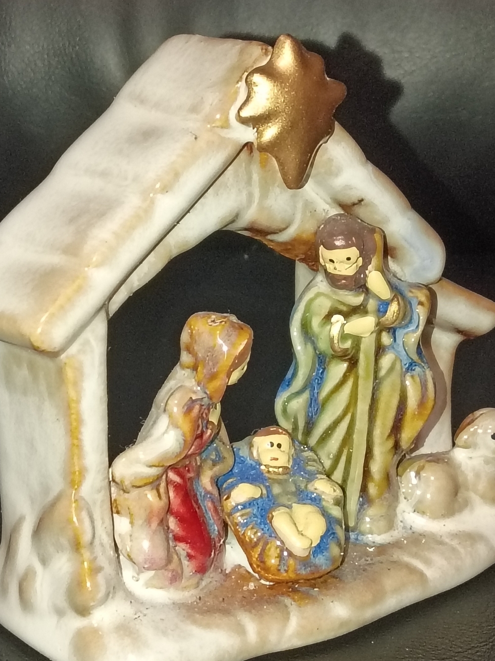Ceramic Nativity Scene Figurine Set - Multicolor 3.75"x4'x2"